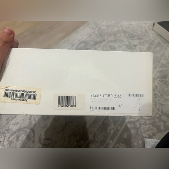 Yves Saint Laurent Tribtoo Suede and Patent Leather heal - Picture 12 of 12